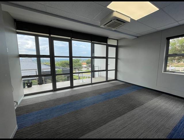 358M² OFFICE TO LET IN BRYANSTON